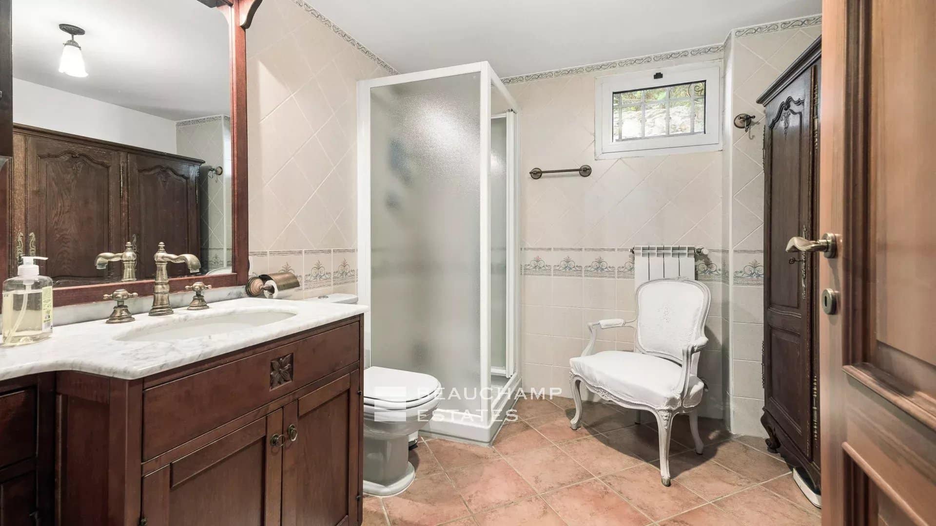 4-bedroom Neo-Provençal villa with swimming pool – Cannes Croix des Gardes 4-bedroom Neo-Provençal villa with swimming pool – Cannes Croix des Gardes