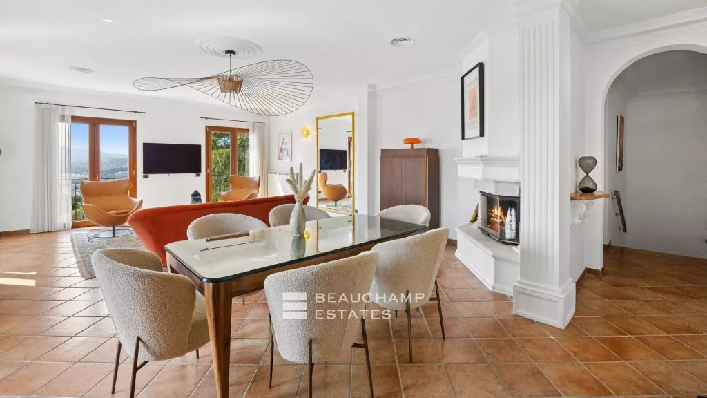 4-bedroom Neo-Provençal villa with swimming pool – Cannes Croix des Gardes