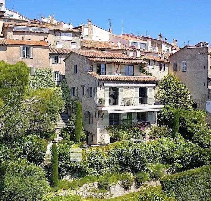 4 bedrooms Villa with Pool – Village of Mougins