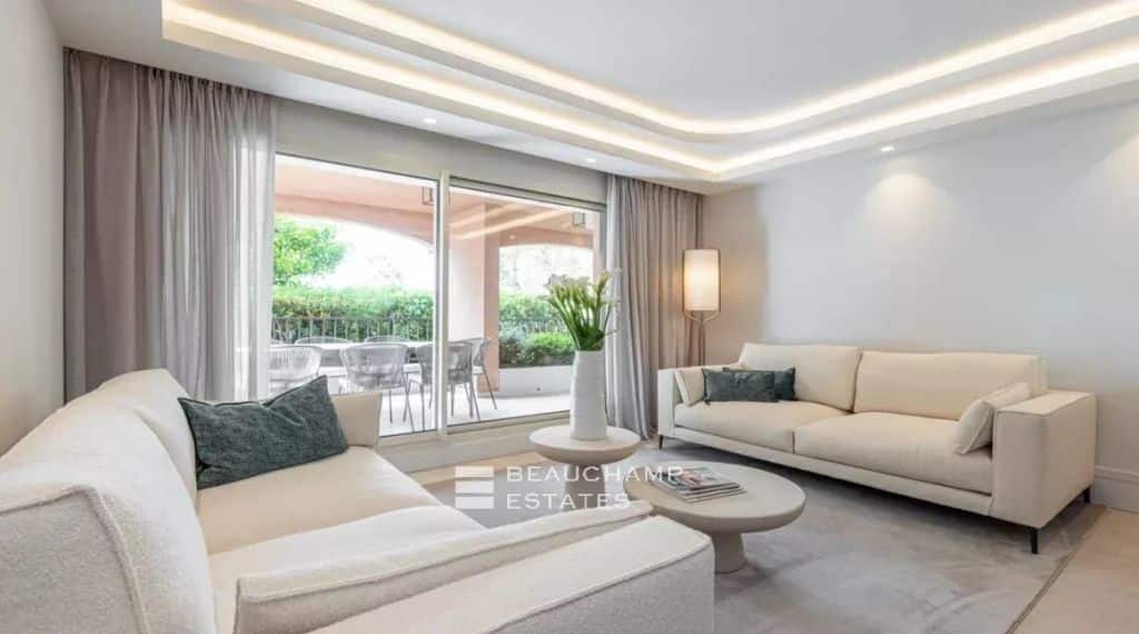 4 room flat refurbished with superb materials