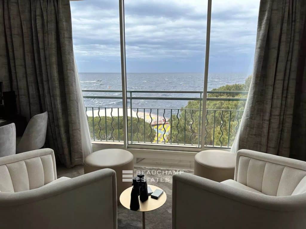 4 room flat refurbished with superb materials