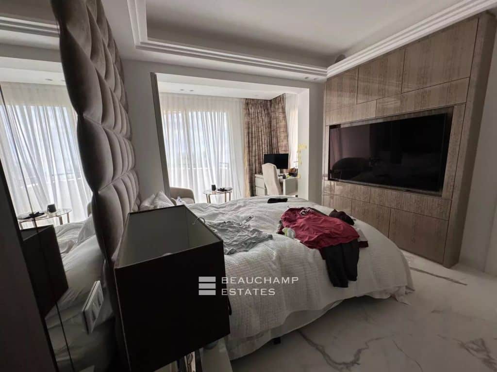 4 room flat refurbished with superb materials