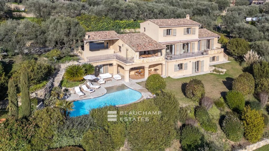 5-bedroom Provençal villa in Opio