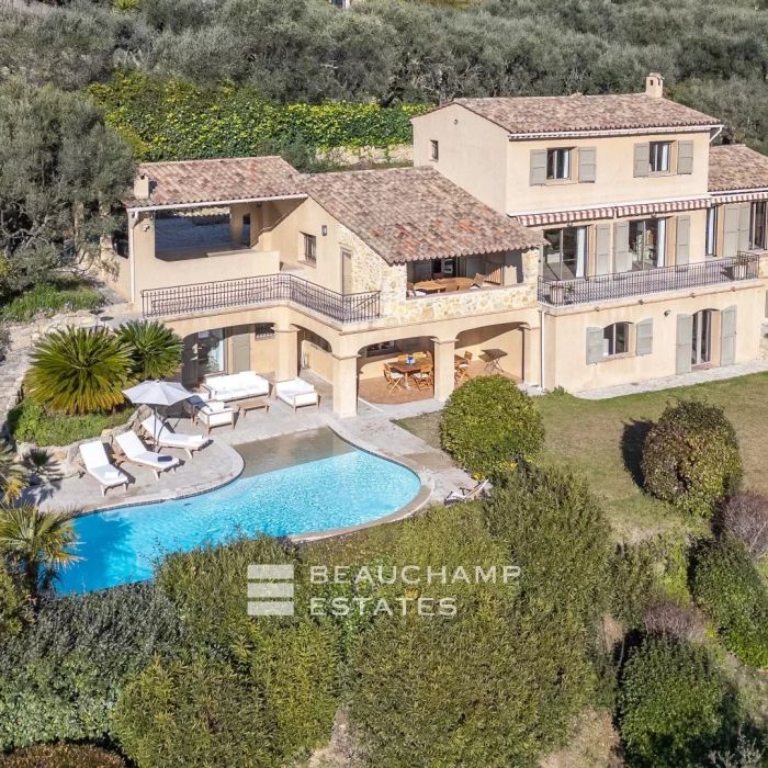 5-bedroom Provençal villa in Opio