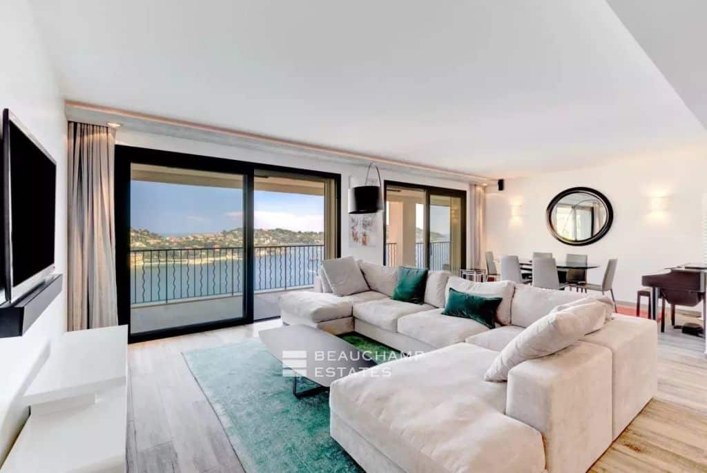 5 room apartment with Sea view in Beaulieu sur Mer