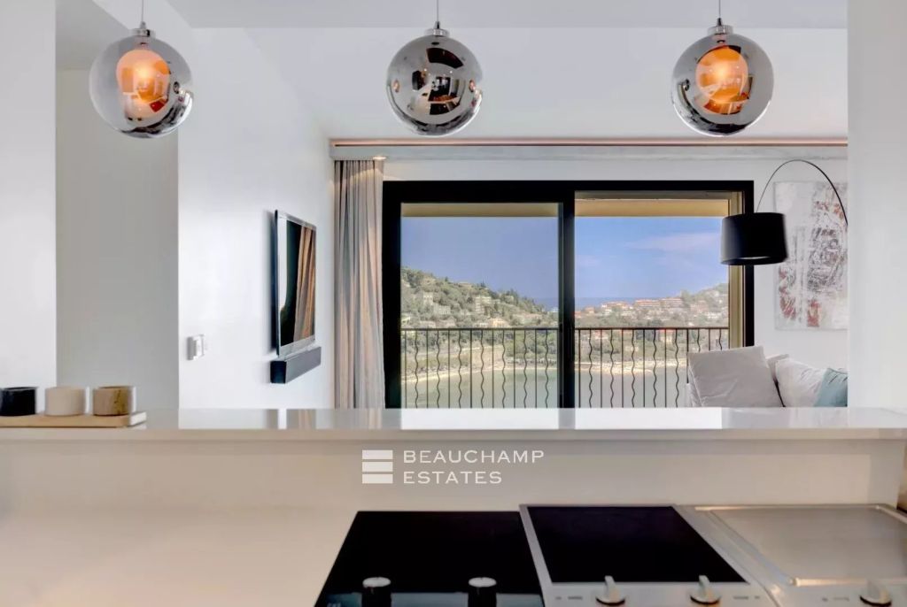 5 room apartment with Sea view in Beaulieu sur Mer