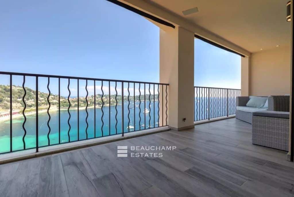 5 room apartment with Sea view in Beaulieu sur Mer