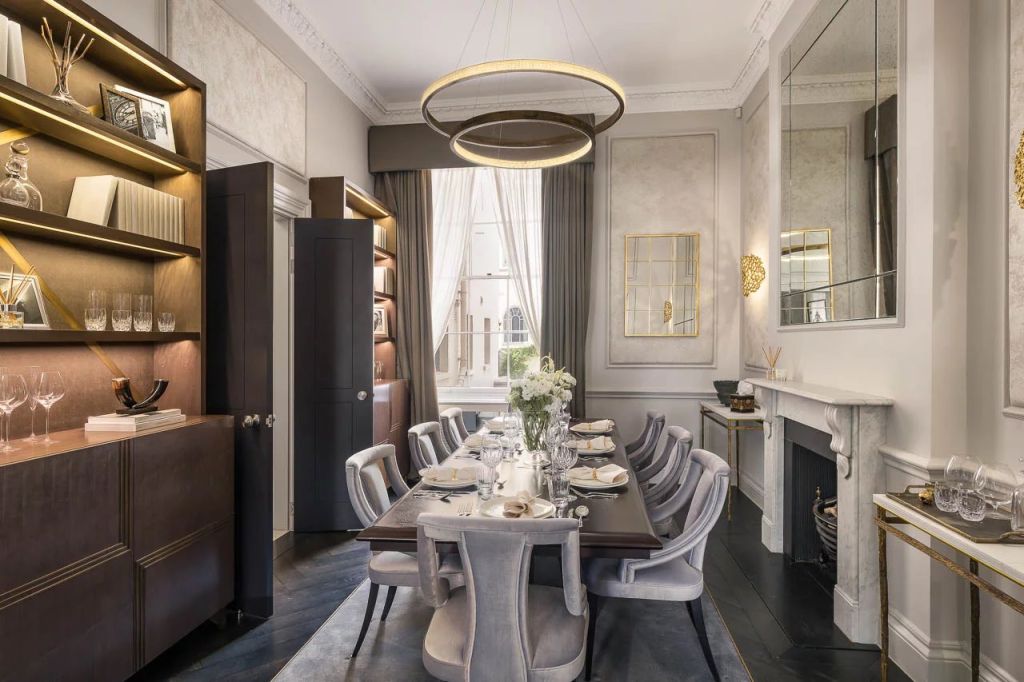 A luxurious Grade II listed stucco-fronted maisonette in Belgravia