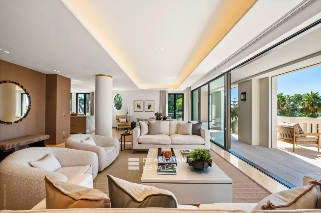 An Exceptional Apartment with Sea View – Le Provençale, Cap d’Antibes