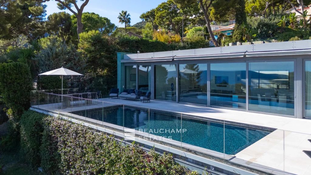 An Exceptional Contemporary home – Èze Bord de Mer