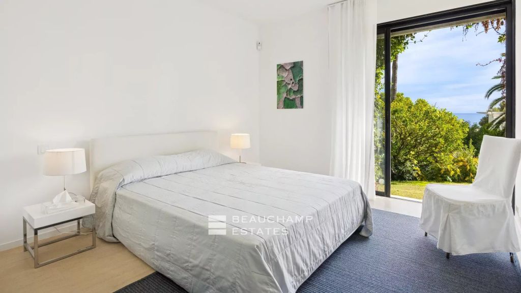 An Exceptional Contemporary home – Èze Bord de Mer