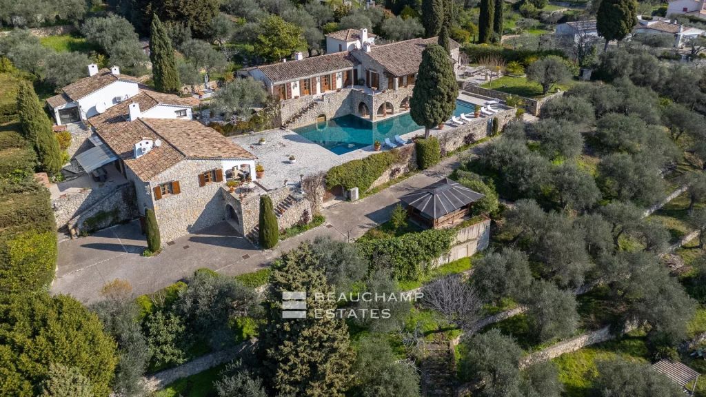 An Exceptional Provencal Property Overlooking the Hinterland