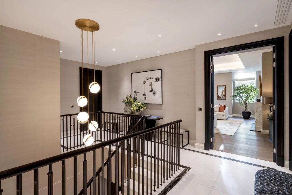 An impeccable triplex in Grosvenor Square inspired by Ian Fleming’s famous spy.