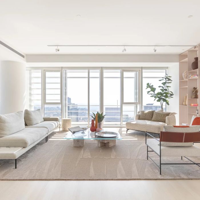 Apartment for Rent in the Meier on Rothschild 36