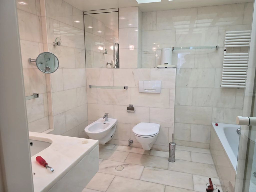 Apartment opposite the Hilton Hotel