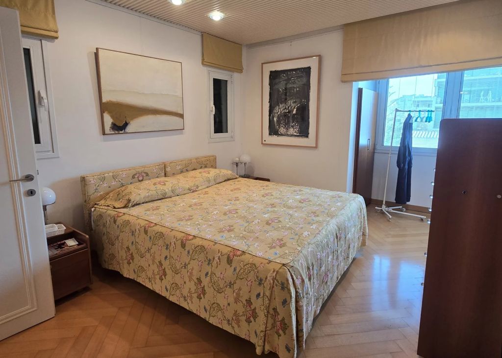 Apartment opposite the Hilton Hotel