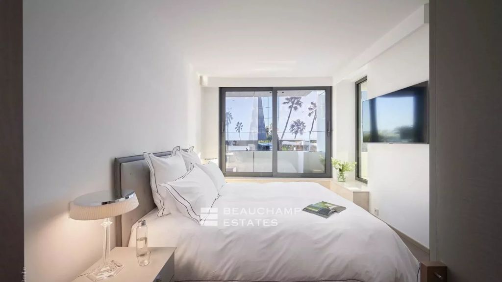 Apartment rental cannes first croisette