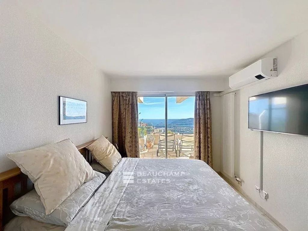 APARTMENT – SEA VIEW