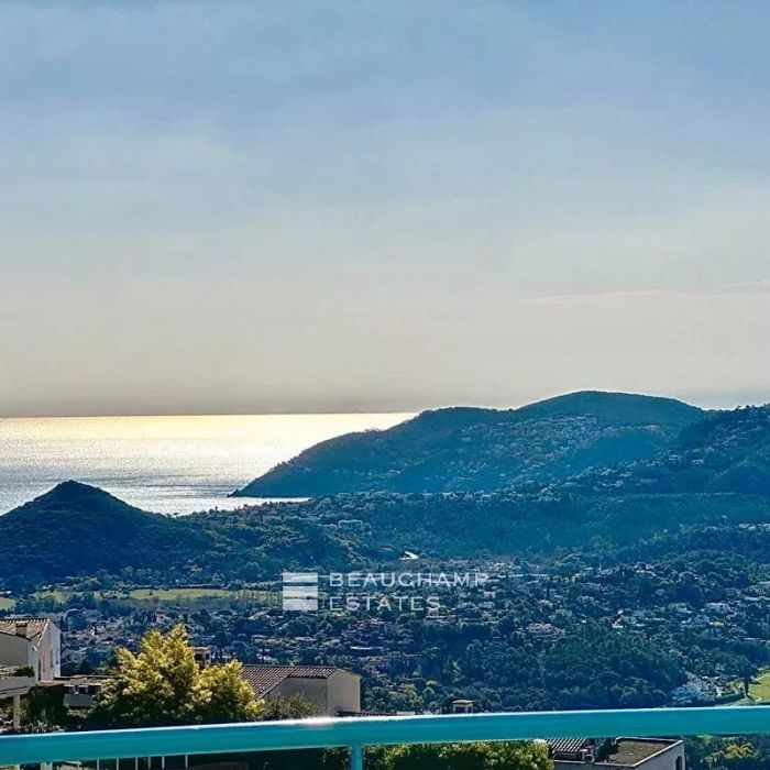 APARTMENT – SEA VIEW