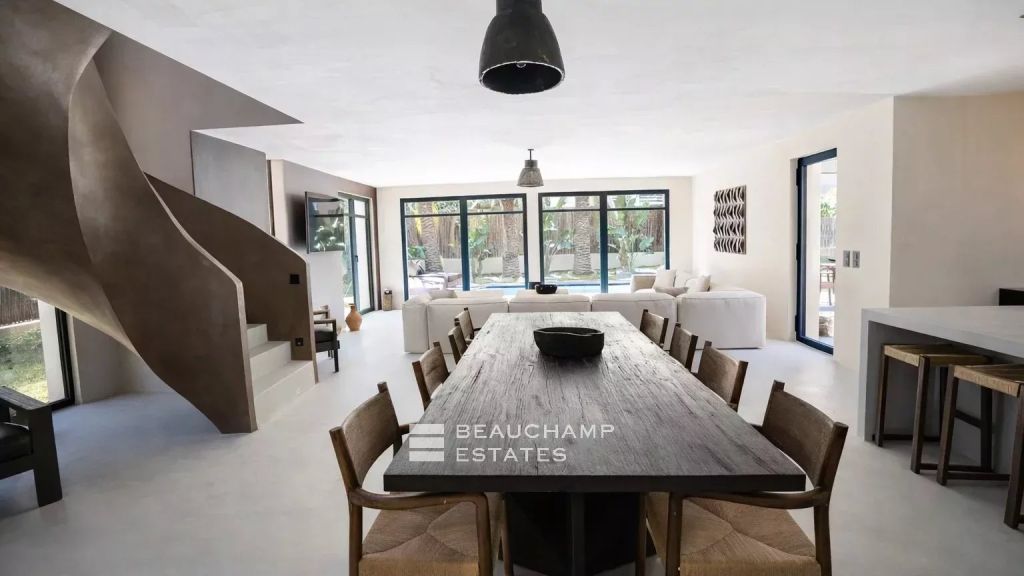 Balinese inspired luxury villa in the heart of Saint-Tropez