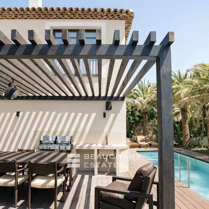 Balinese inspired luxury villa in the heart of Saint-Tropez
