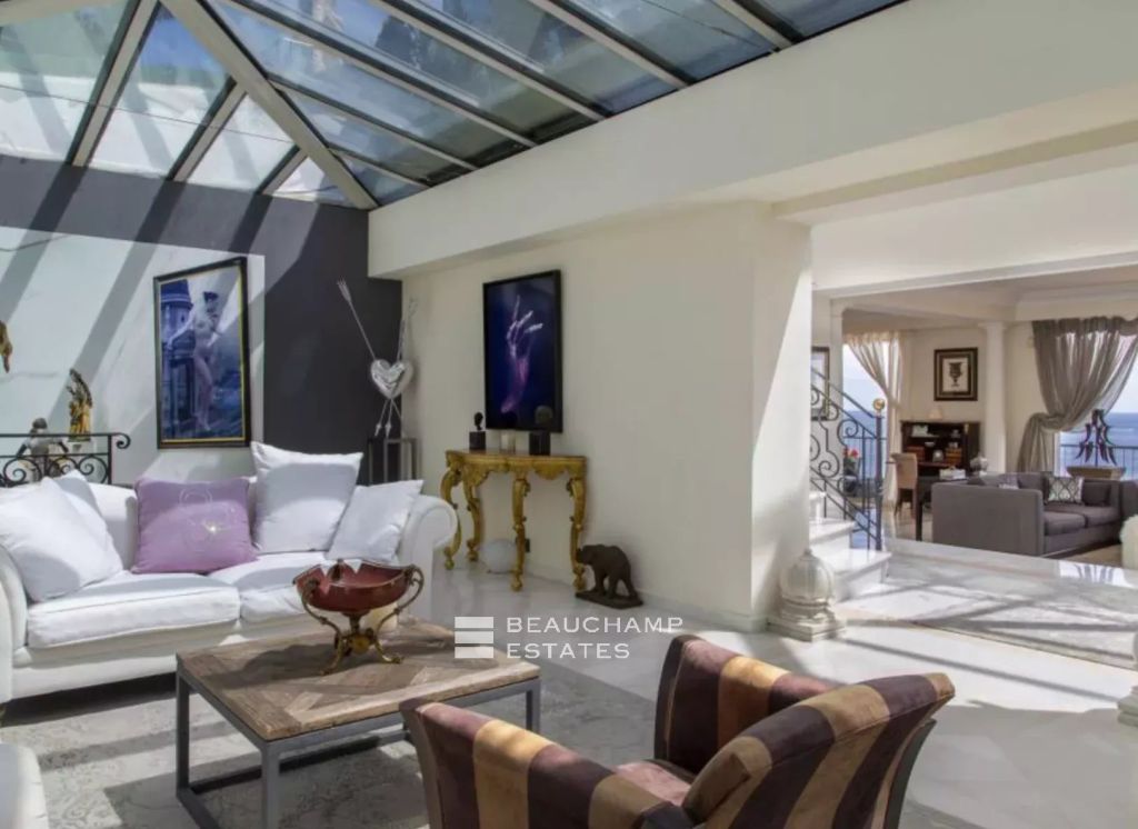 BEAULIEU-SUR-MER – SPLENDID CONTEMPORARY VILLA WITH SEA VIEW