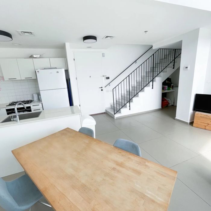 Beautiful apartment in the highly requested Gindi Towers