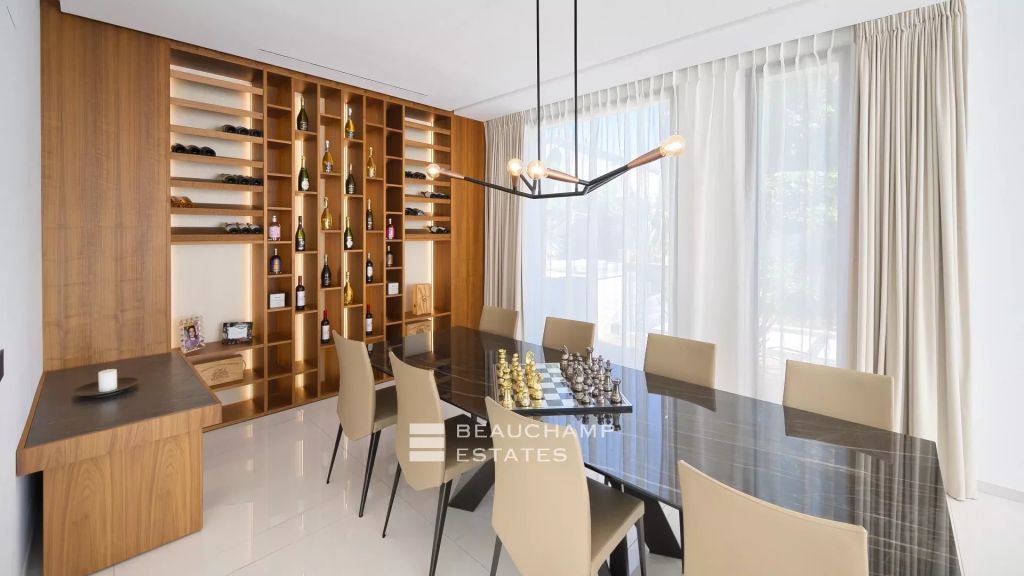 Beautiful modern villa Antibes