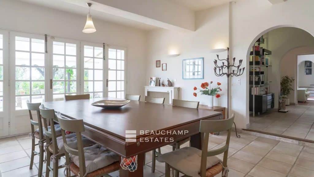 Beautiful property in the village of Opio overlooking the golf course