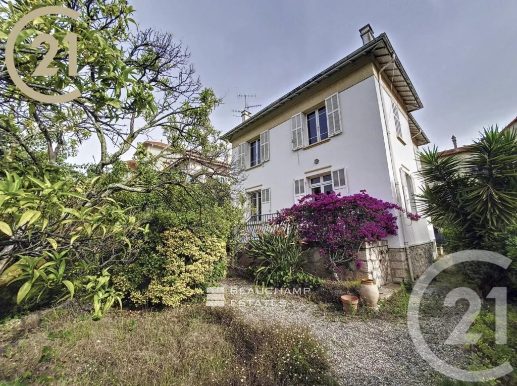 Belle maison Bourgeois – Quartier Europe