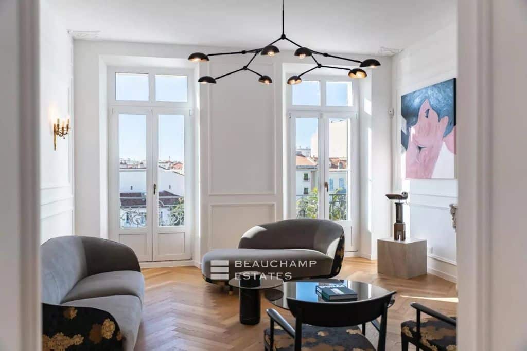 Bourgeois two-bedroom apartment – Cannes Banane