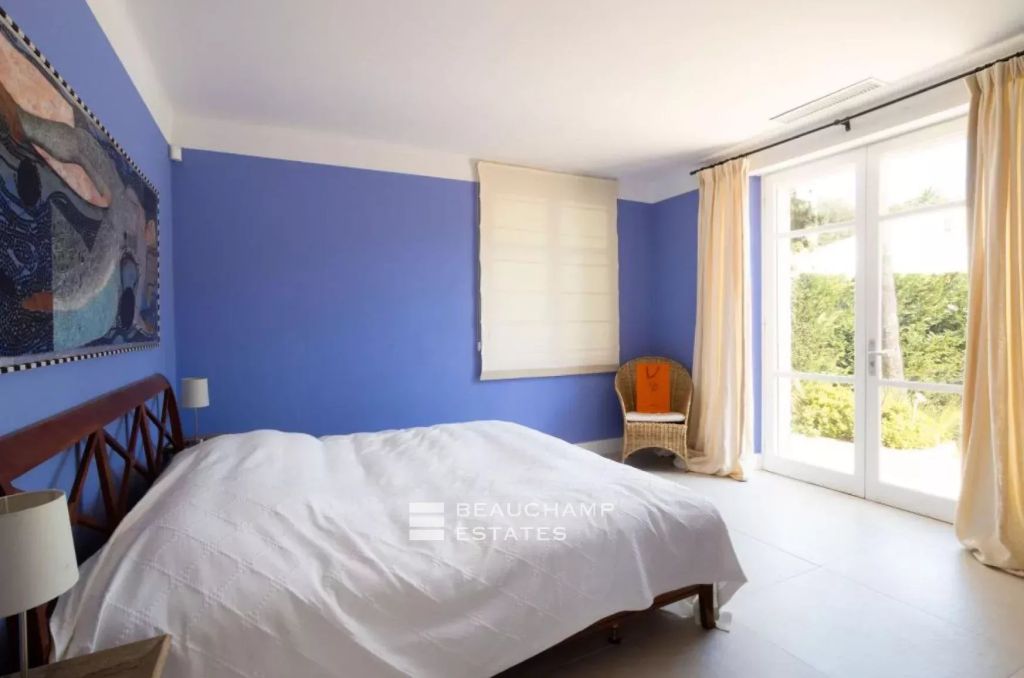 Cannes Basse Californie – Nice 5 bedroom villa in a private domain