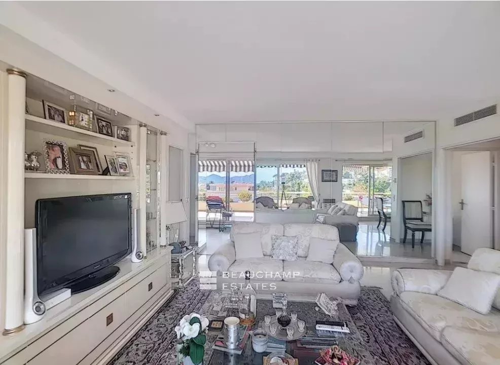 CANNES BASSE CALIFORNIE PANORAMIC SEA VIEW VERY BIG TERRACES LAST FLOOR