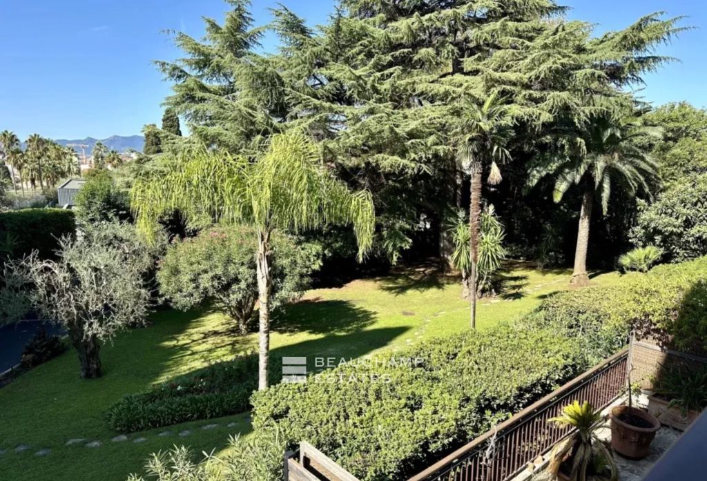 Cannes Benefiat – Pretty 2 bedroom apartment