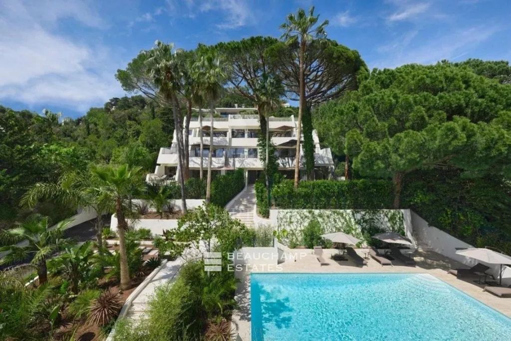 CANNES – CALIFORNIE – SUPERB APARTMENT IN A LUXURY MODERN RESIDENCE