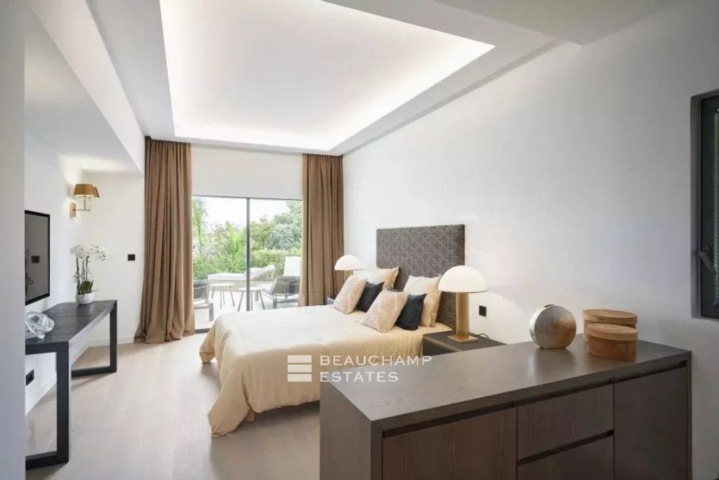 CANNES – CALIFORNIE – SUPERB APARTMENT IN A LUXURY MODERN RESIDENCE