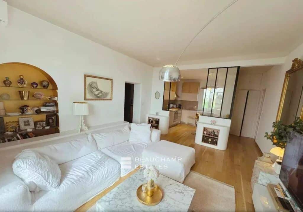 Cannes Califronie – sea view – top floor