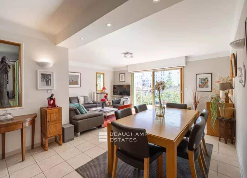 CANNES CENTER – VILLA 214M² – QUIET – 4 PARKINGS CANNES RESIDENTIAL