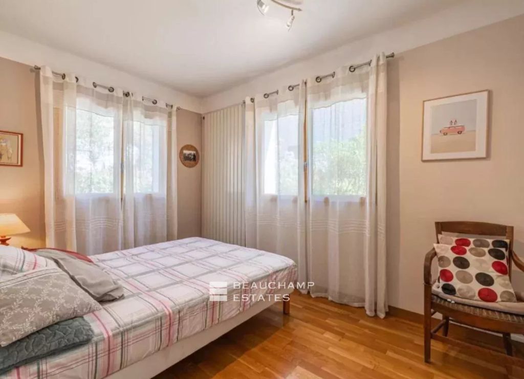 CANNES CENTER – VILLA 214M² – QUIET – 4 PARKINGS CANNES RESIDENTIAL