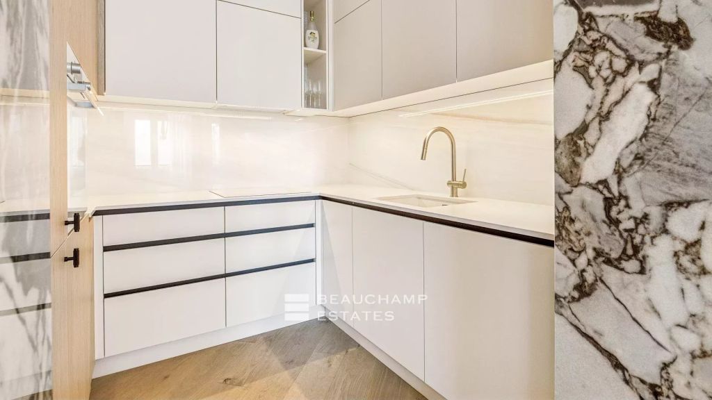 Cannes Centre – 4-bedroom apartment fully renovated