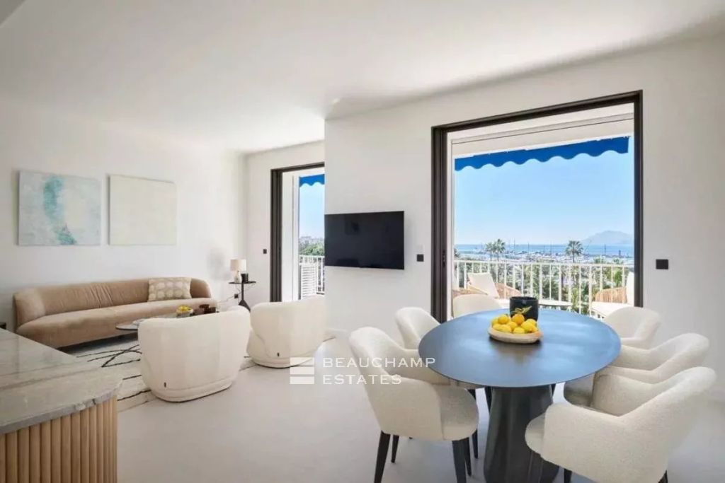 Cannes Croisette – flat with panoramic sea view