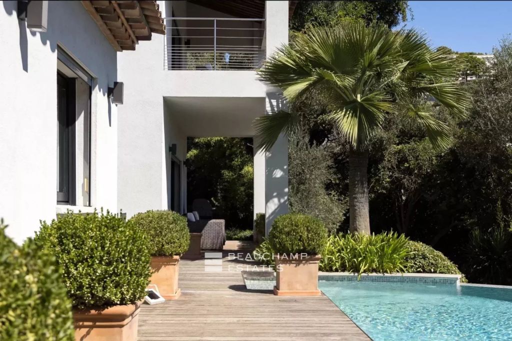 CANNES HILLS – LE CANNET HILLS – PRETTY VILLA