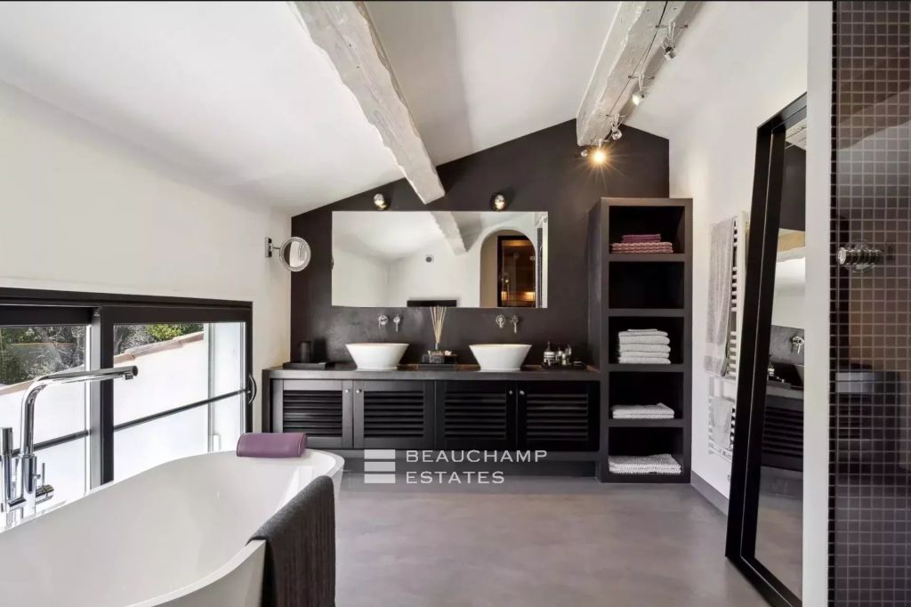 CANNES HILLS – LE CANNET HILLS – PRETTY VILLA