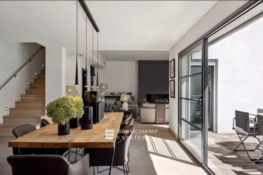 CANNES HILLS – LE CANNET HILLS – PRETTY VILLA