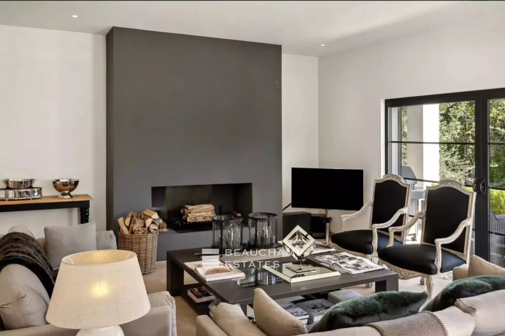 CANNES HILLS – LE CANNET HILLS – PRETTY VILLA