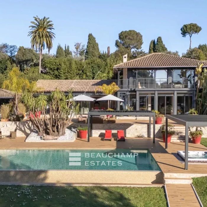 Cannes – Villa vue panoramique mer