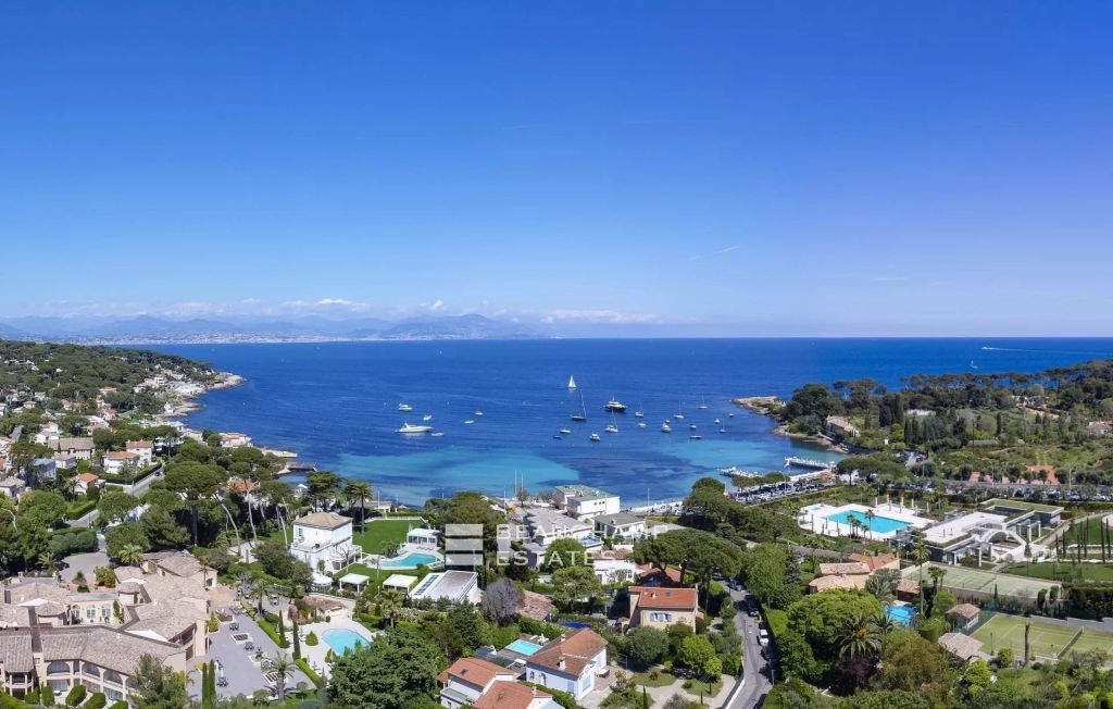 Cap d’Antibes – appartment with swimming pool