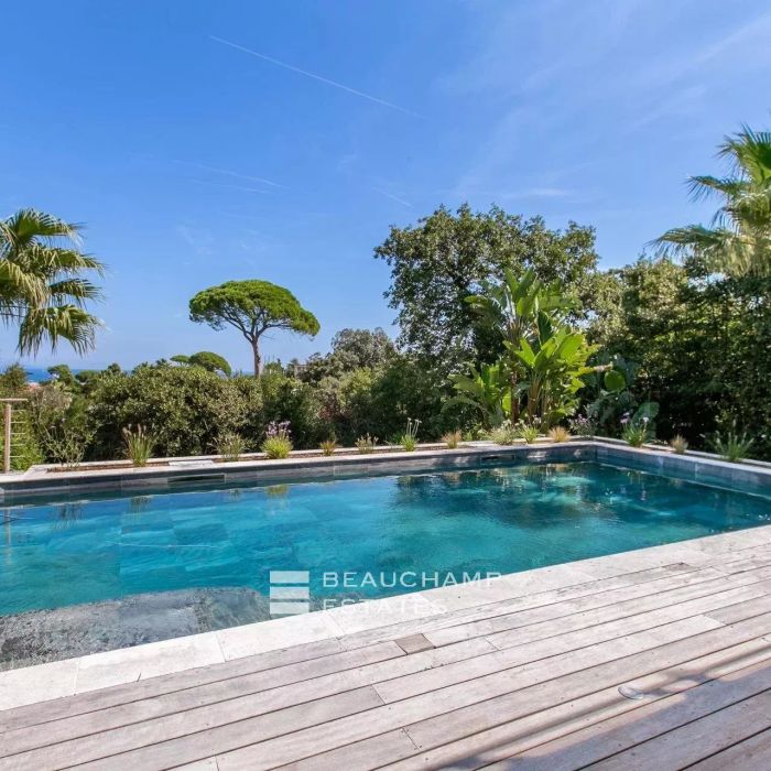 Cap d’Antibes – modern villa – panoramic sea view