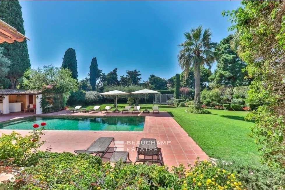 Cap d’Antibes Property