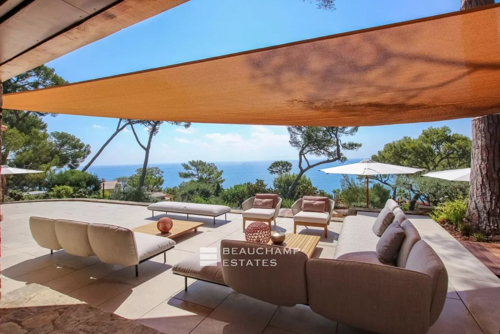 Cap d’Antibes – villa with panoramic sea view